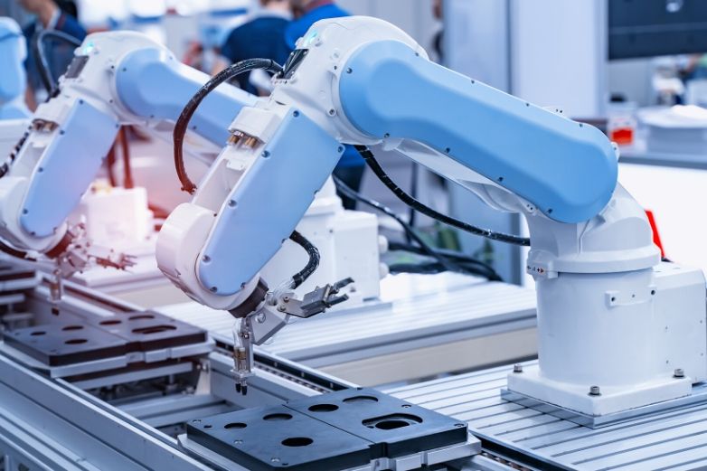 Read more about the article The Benefits of Industrial Robot Automation